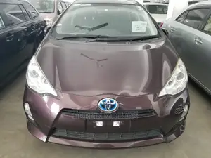 Toyota Aqua 2014 Purple