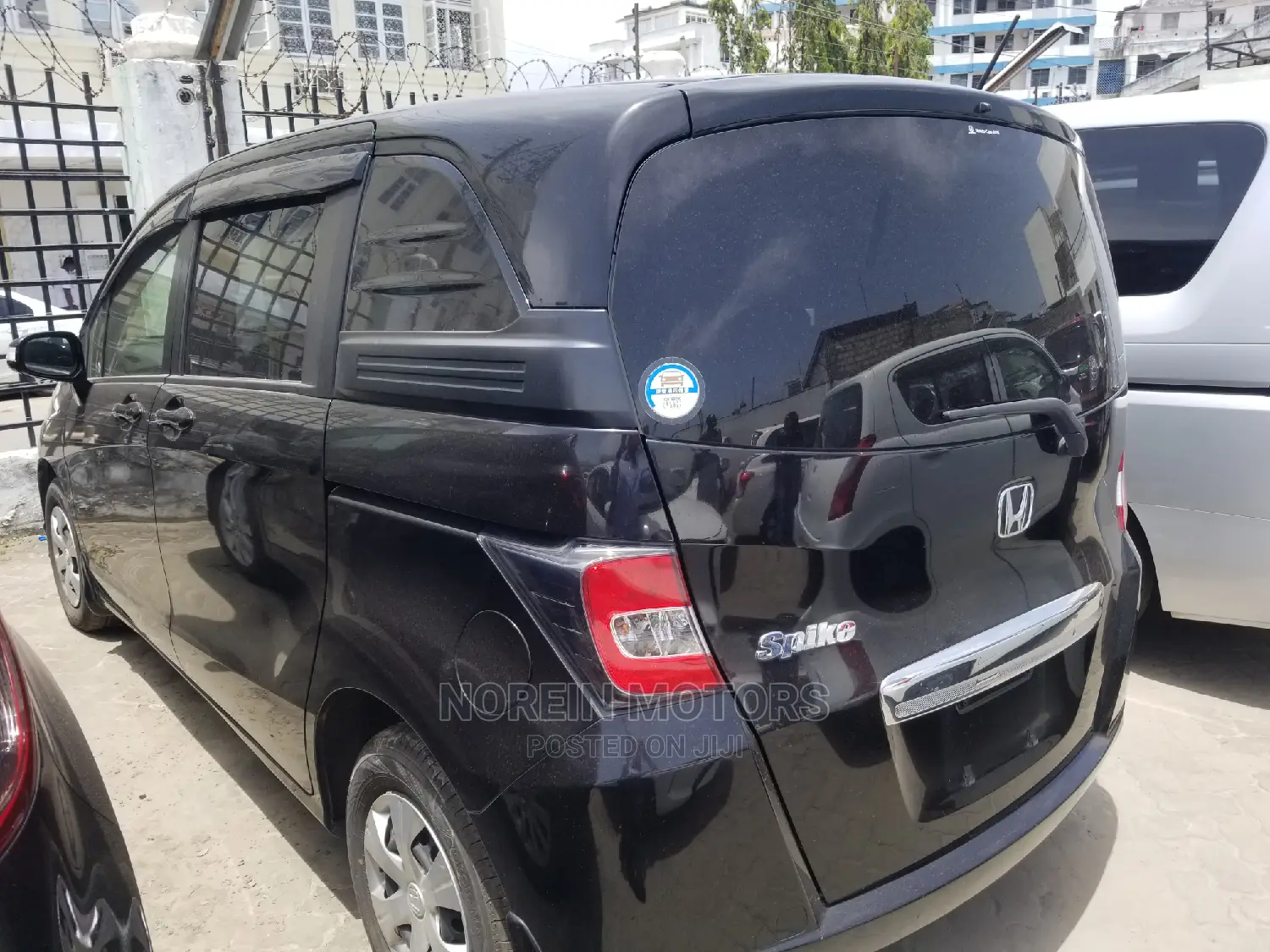 Honda Shuttle 2015 Black