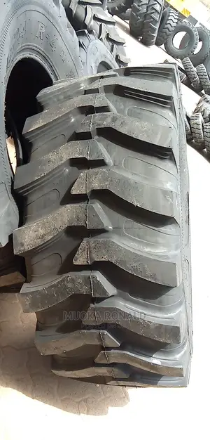 19.5l-24 Marcher Tyre (Tractor Tyre)