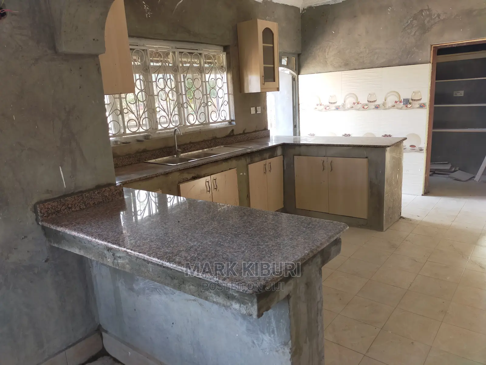 Creamish Granite Shade