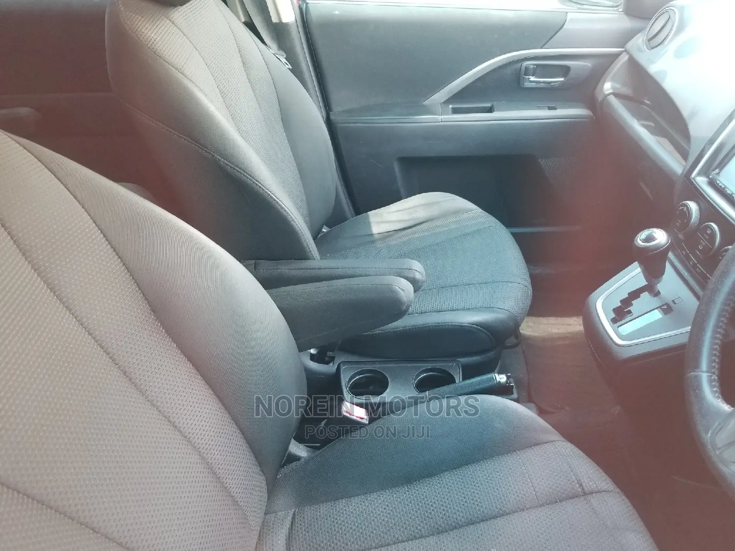 Mazda Premacy 2014 Red
