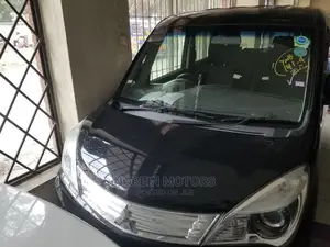 Mitsubishi Delica 2014 Black