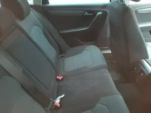 Volkswagen Passat 2014 Black