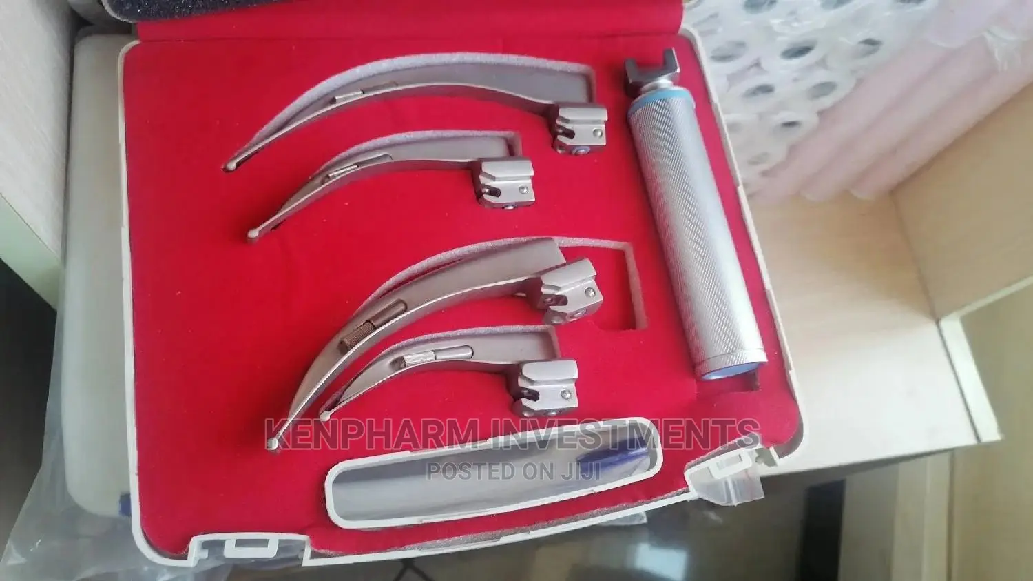 Laryngoscope 5 Blades