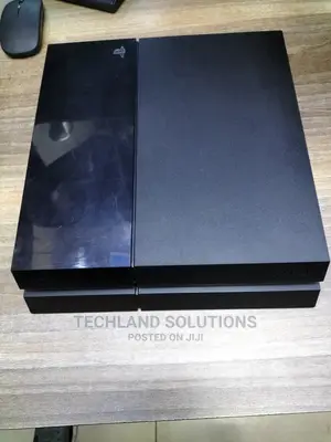 Playstation 4 Standard !!