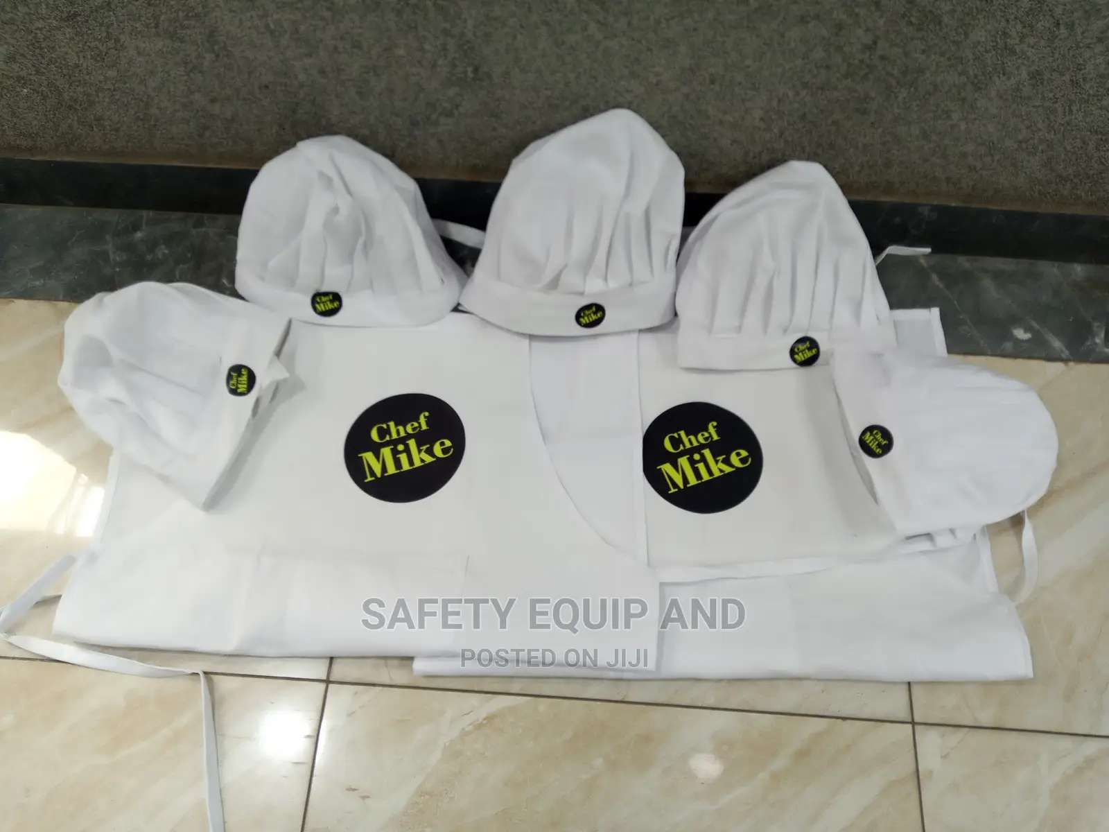 Safety Wear For Kitchen-aprons