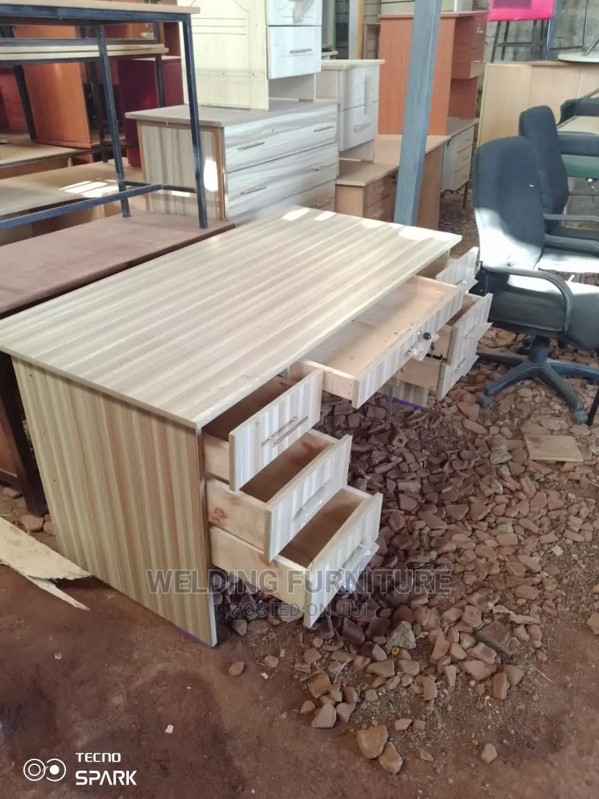 Office Desk