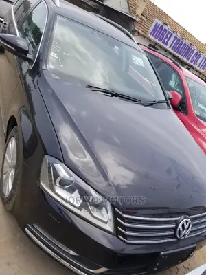 Volkswagen Passat 2014 Black