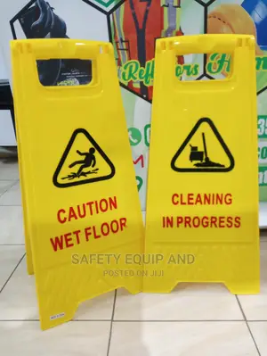Foldable Wet Floor Boards