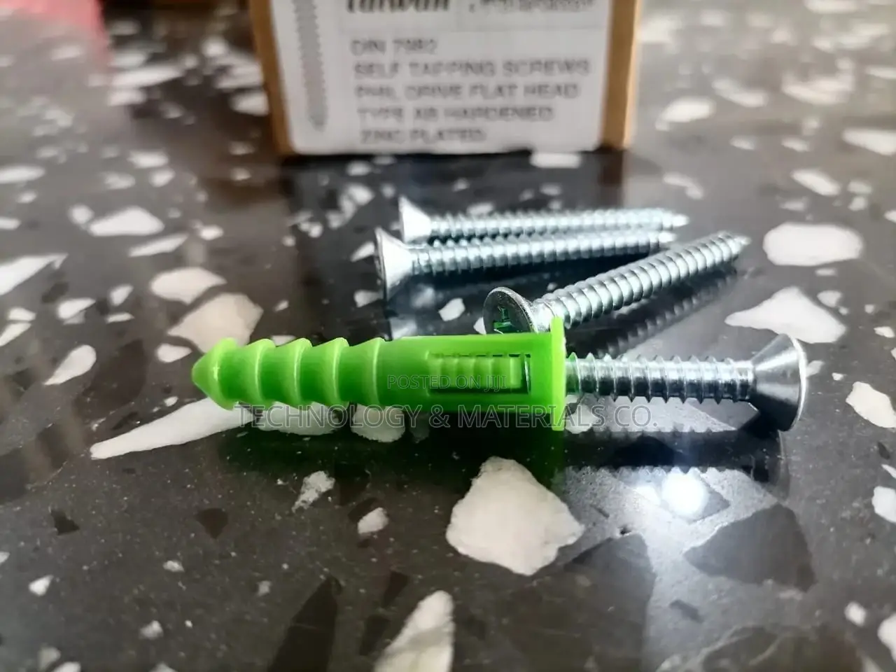 Self Tapping Wallplug Screws