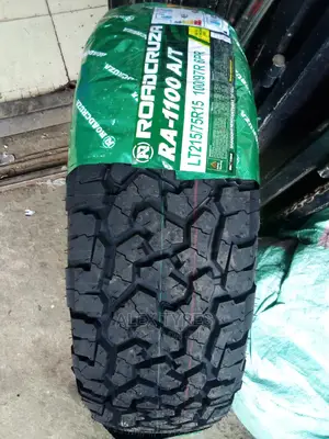 215/75r15 a/T Road Cruiser Tyres Made in China