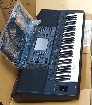Yamaha Psrsx720 61-Key Mid-Level Arranger Keyboard