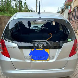 Honda Fit Rear Windscreen