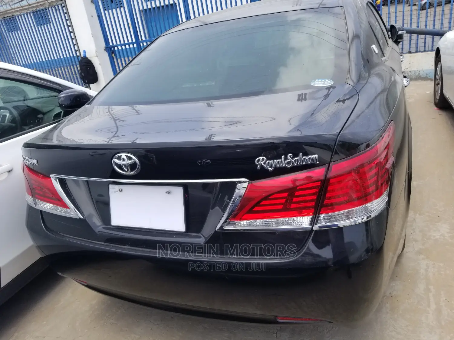 Toyota Crown 2014 Black