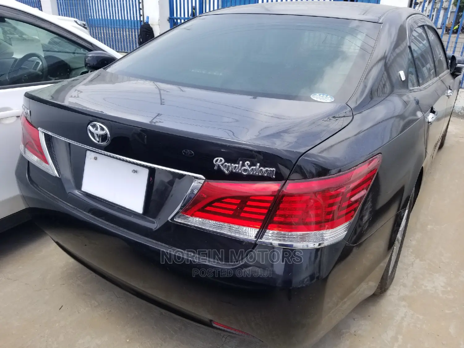 Toyota Crown 2014 Black
