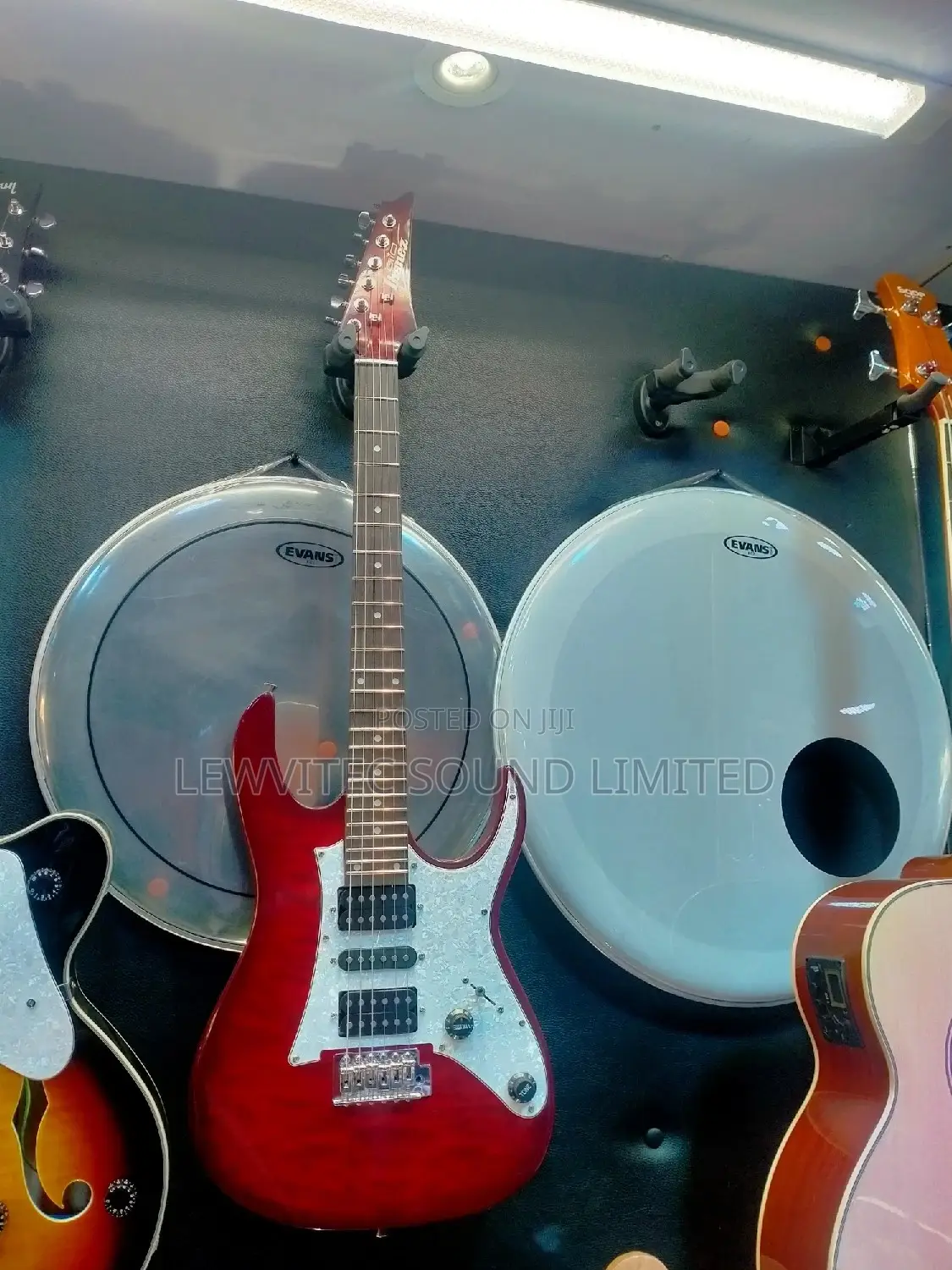 Red Wine Ibanezz Solo Guitar