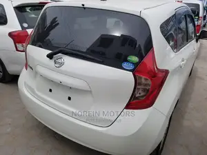 Nissan Note 2015
