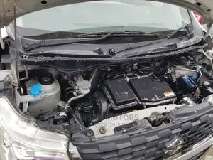 Suzuki Wagon 2015 Silver