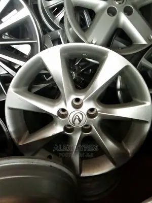 Size 19 Inches Lexus Original Sport Rims Set