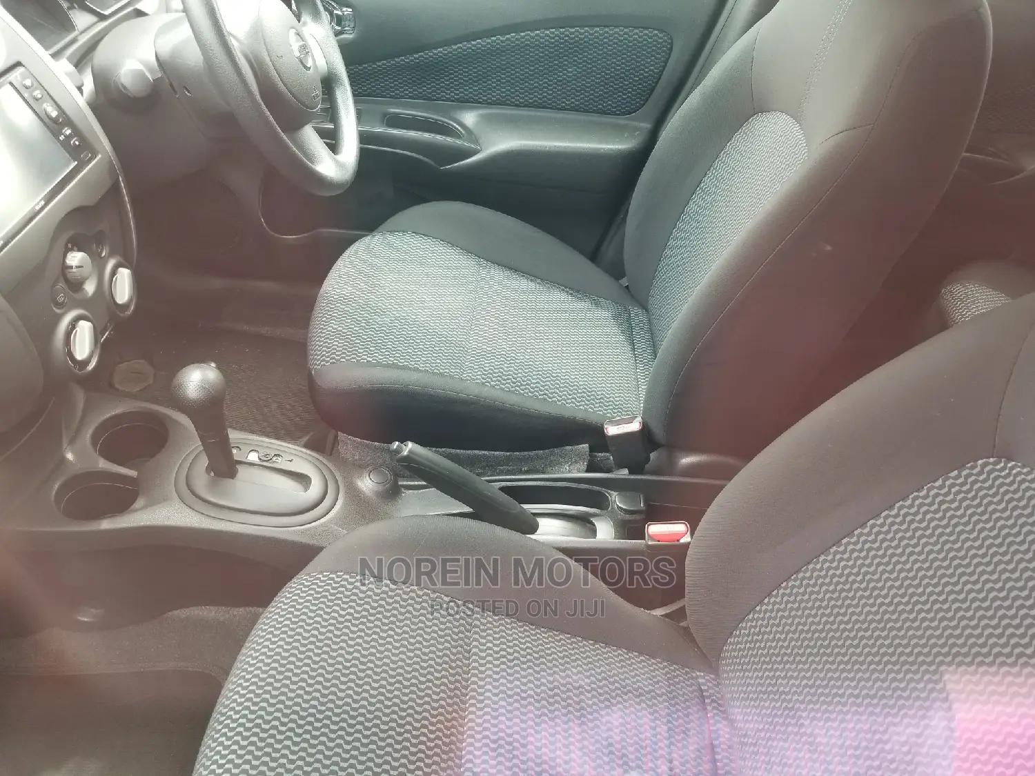Nissan Note 2014 SV Premium Silver
