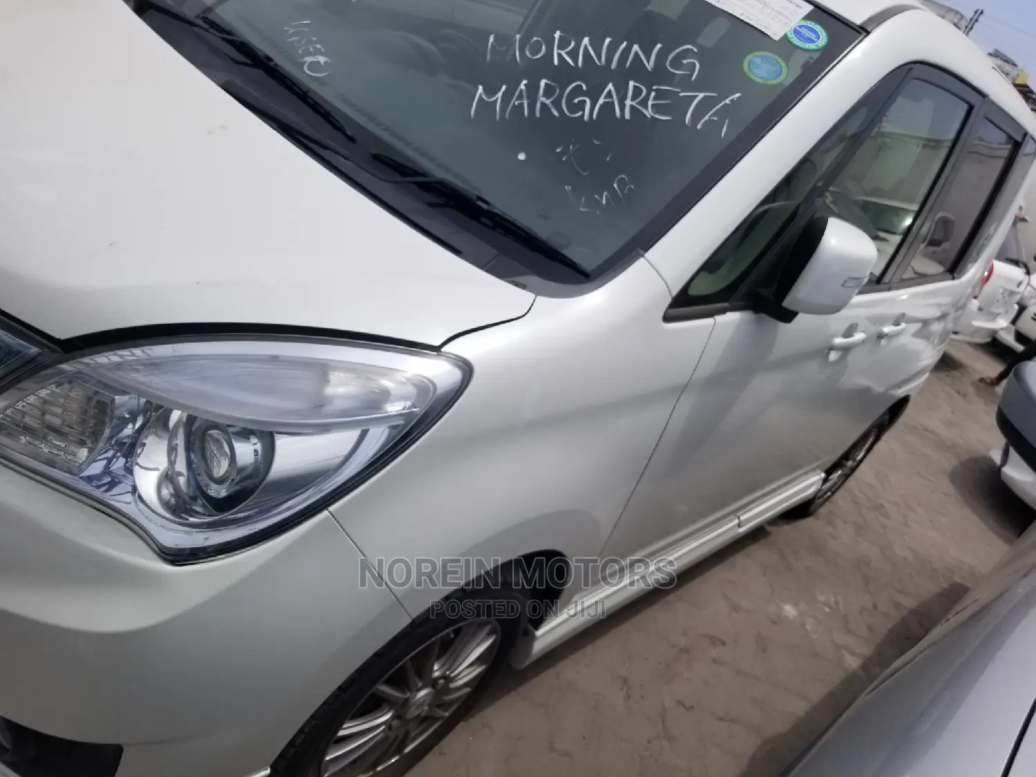 Suzuki Solio 2015 White