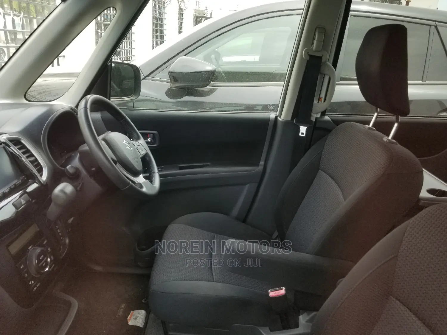 Suzuki Solio 2015 White