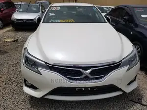 Toyota Mark X 2014 White