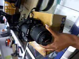 Used Nikon D3000