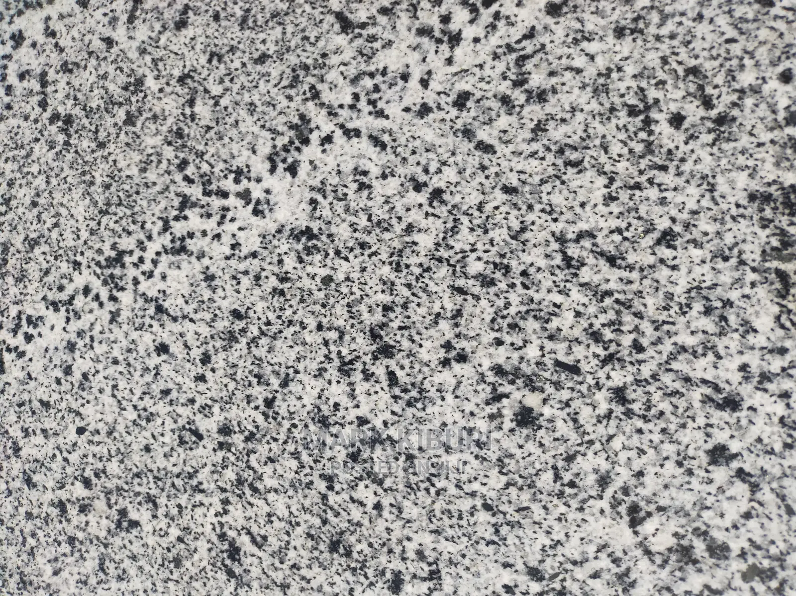 P/White. Granite (8x2ft)