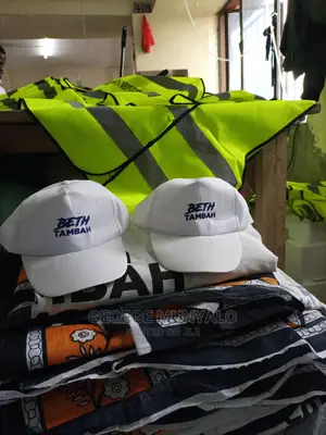 Campaign Caps Light