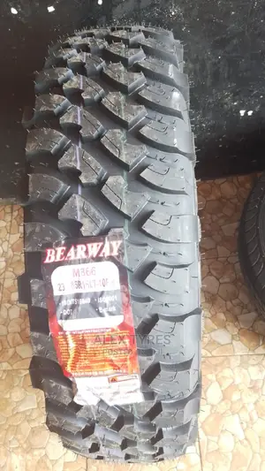 235/85r16 Bearway Tyres Made in China