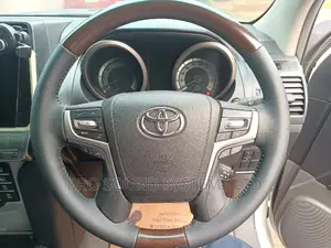 Steering Wheel Upgrade Lc200