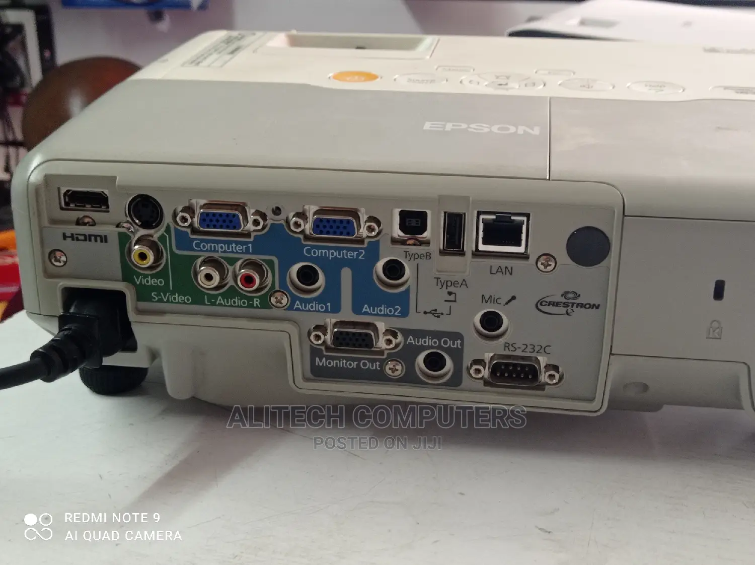 Epson Powerlite 1835