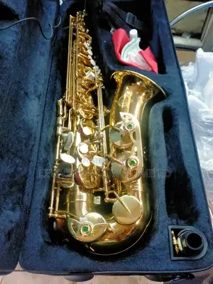 Suzuki Alto Saxophone