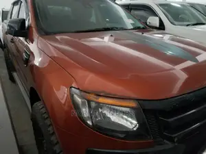 Ford Ranger 2014 Orange