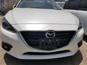 Mazda Axela 2015 White