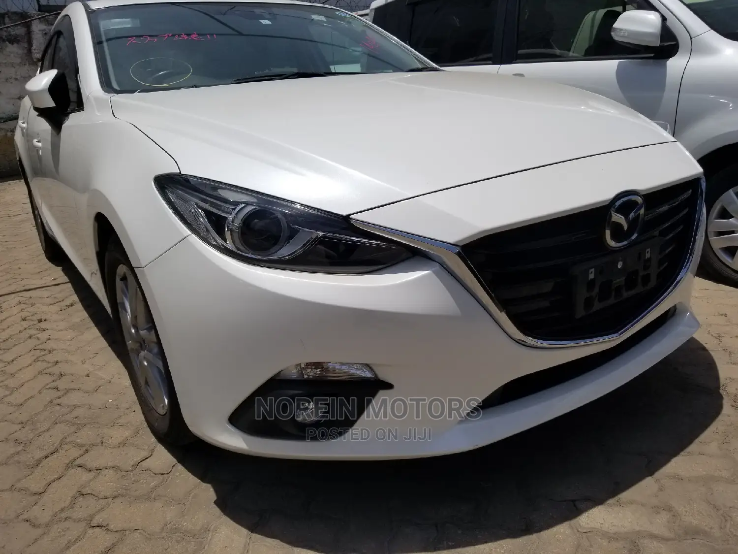 Mazda Axela 2015 White