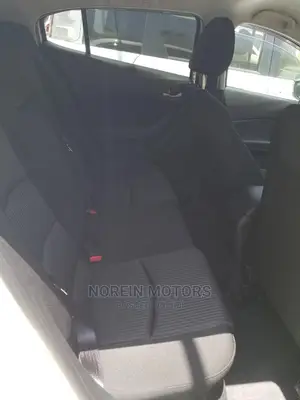 Mazda Axela 2015 White