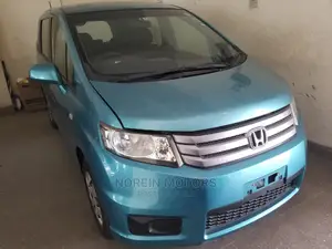 Honda Mobilio 2014 Blue