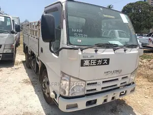 Isuzu Elf 4T