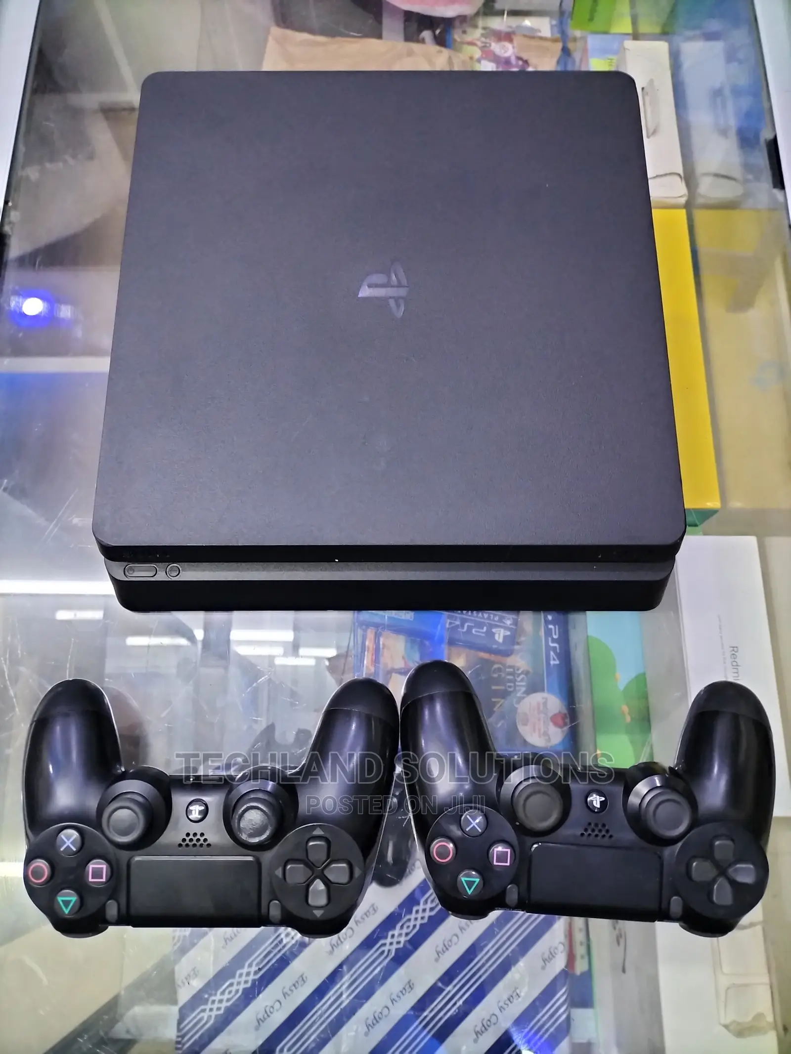 SONY Playstation 4 Slim , With 2 Pads
