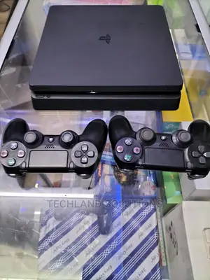 SONY Playstation 4 Slim , With 2 Pads