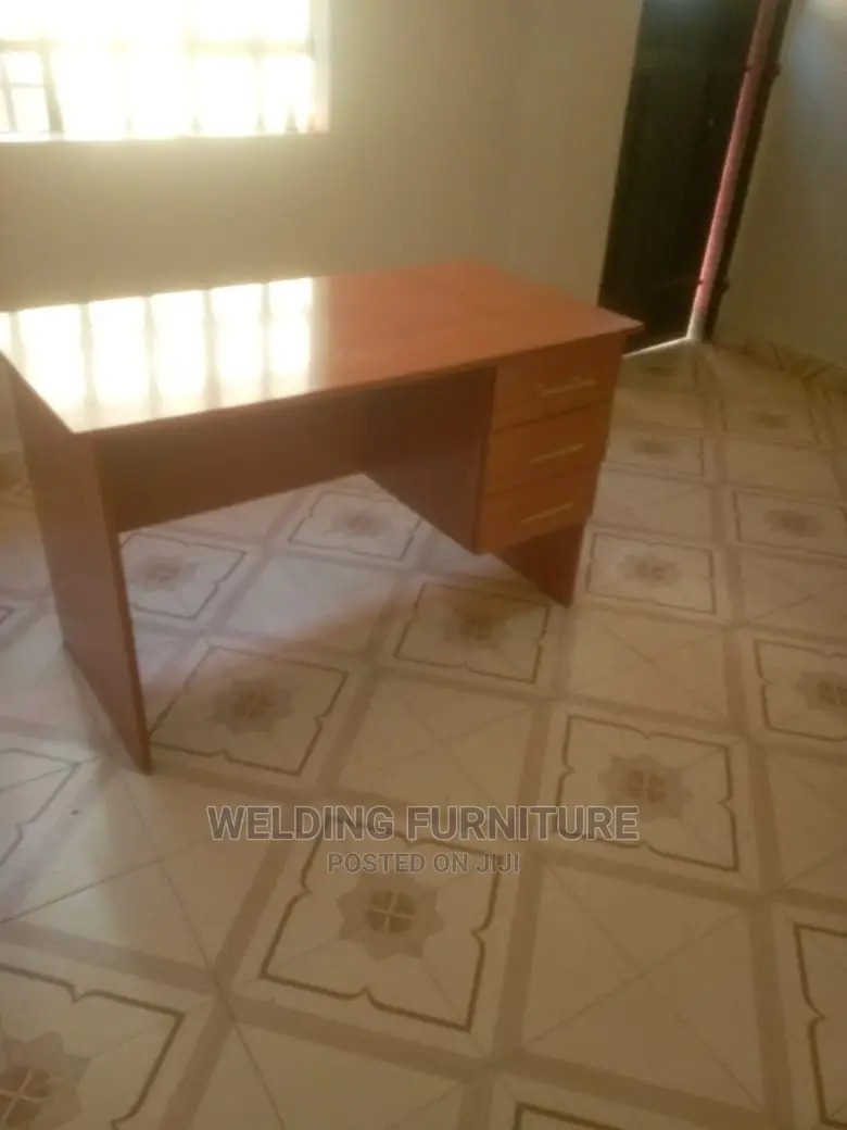 Office Desk