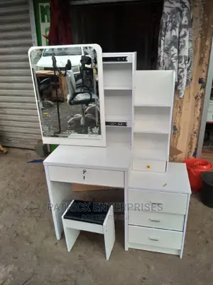 Dressing Table White With a Sliding Mirror