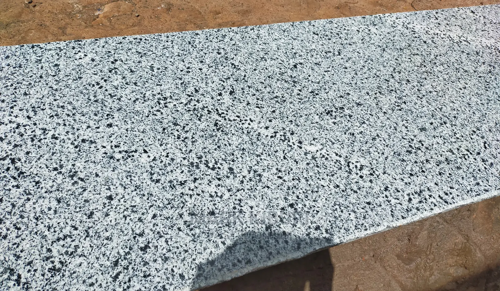 P/White Granite(3000x620mm)