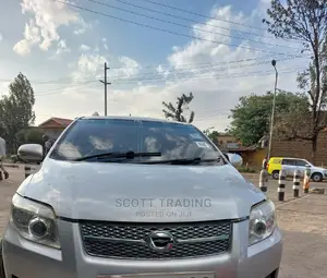 Toyota Fielder 2008 Front Windscreen