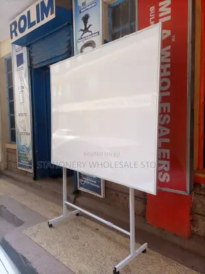 White Board + Stand 4ftx3ft {120cmx90cm}
