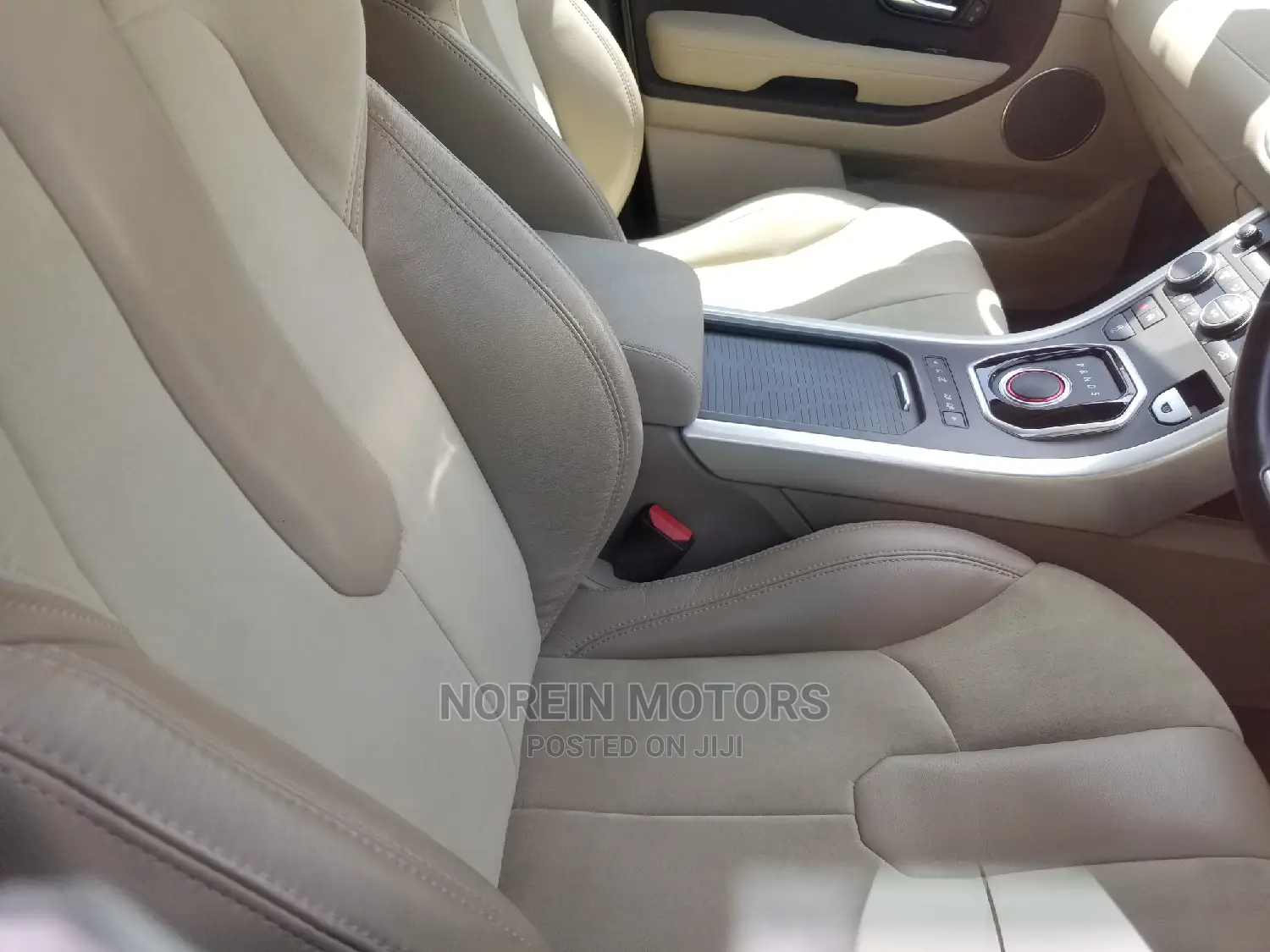 Land Rover Range Rover Evoque 2015 Red