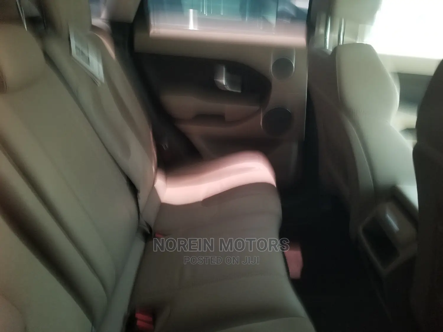 Land Rover Range Rover Evoque 2015 Red
