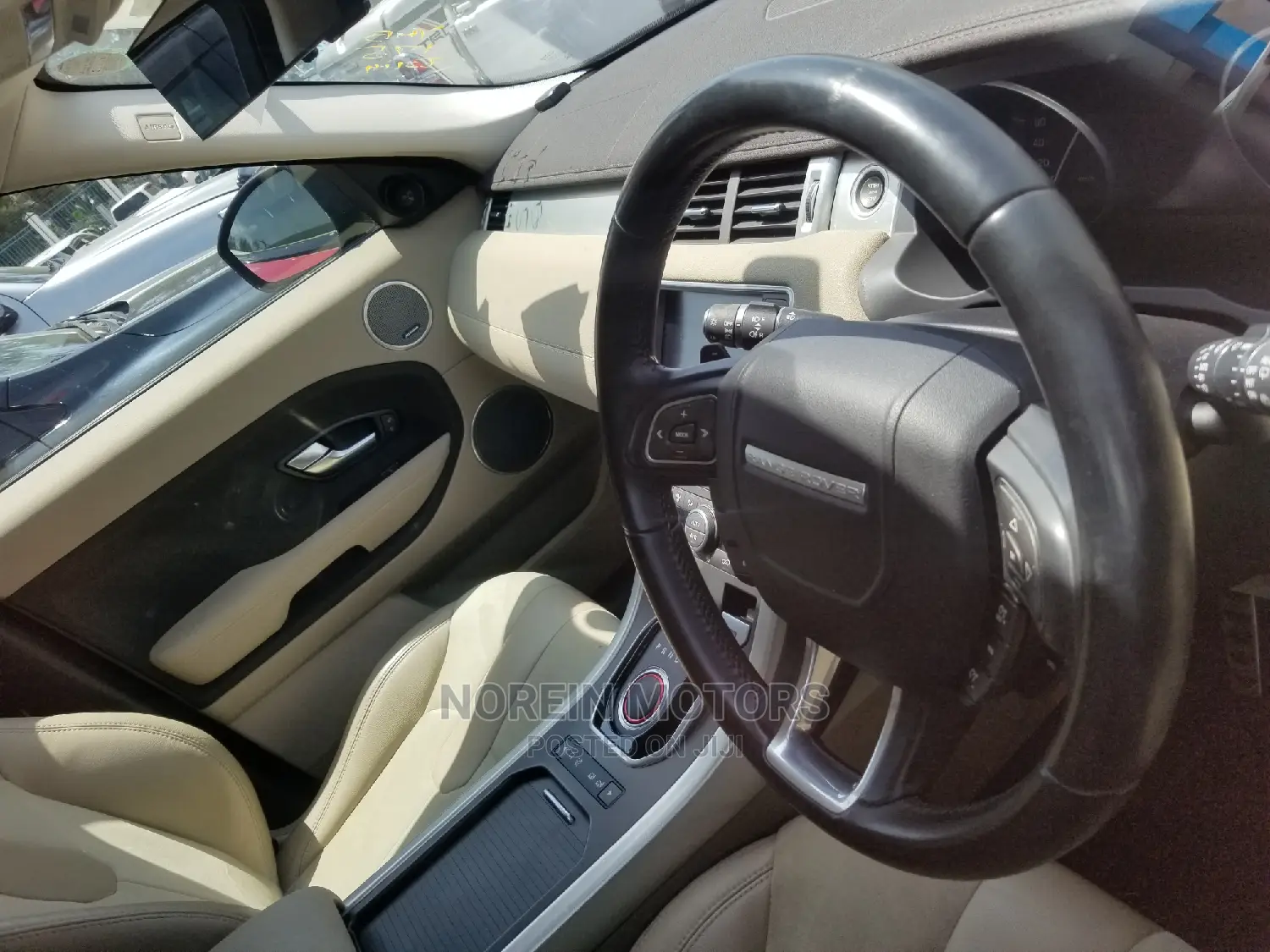 Land Rover Range Rover Evoque 2015 Red